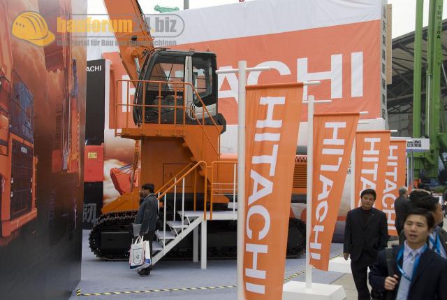 bauma_china_2008_hitachi_03.jpg