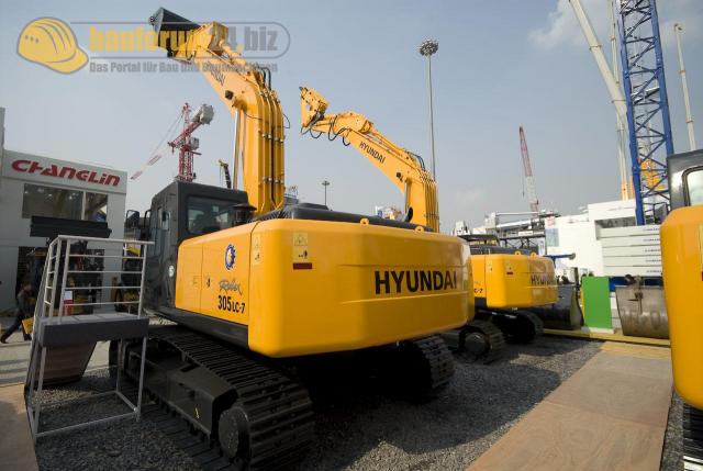 bauma_china_2008_hyundai_09.jpg