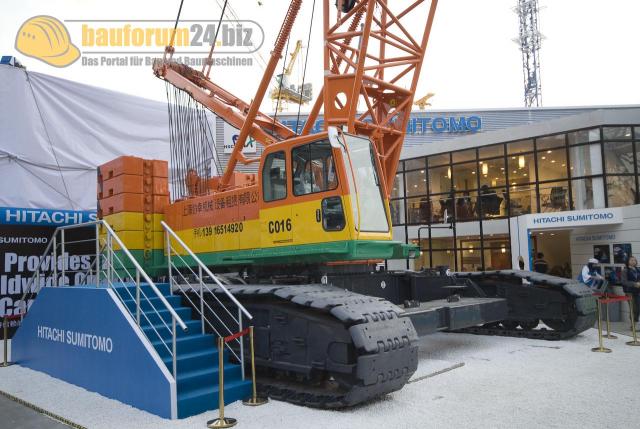 bauma_china_2008_hitachi_sumitomo_02.jpg