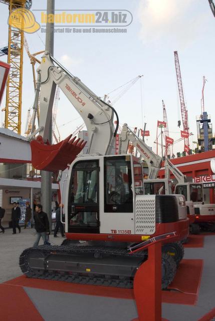 bauma_china_2008_takeuchi_06.jpg