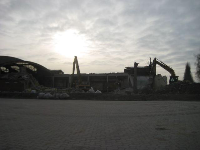 2008/12/post-2270-1228327602_thumb.jpg