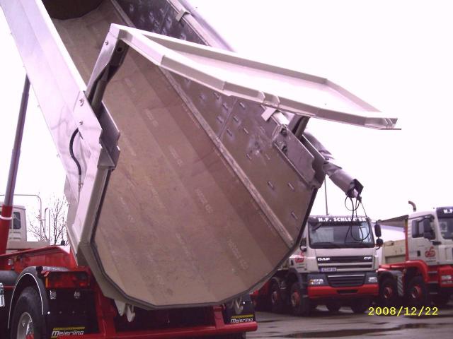 2008/12/post-3072-1230123618_thumb.jpg