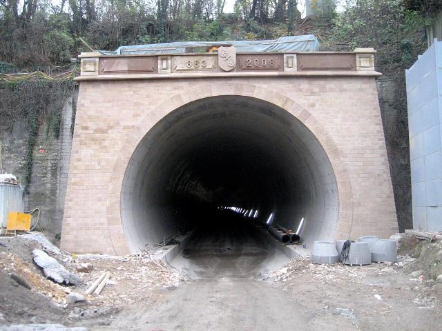 mainzer_tunnel_02.jpg