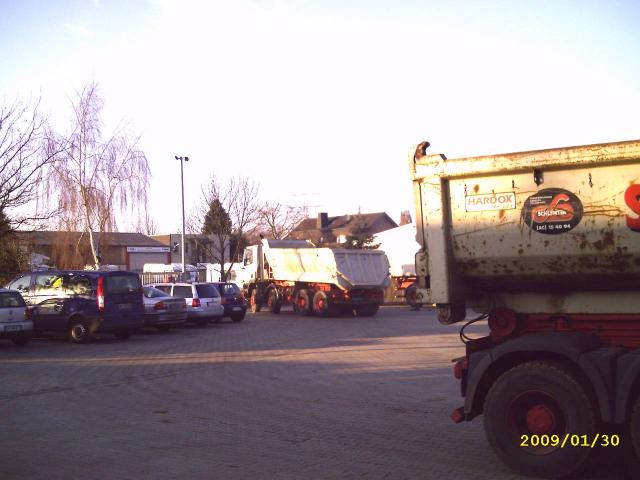 2009/02/post-3072-1233523378_thumb.jpg