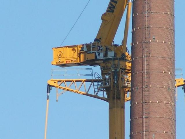 R_ckbau_Giulini_Schornstein_012a.JPG