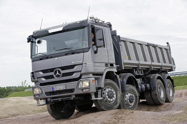 mercedes_benz_nfz_actros_bau_03.jpg