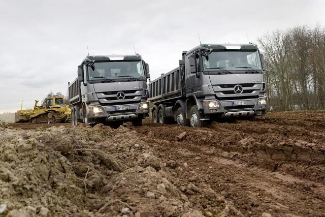 mercedes_benz_nfz_actros_bau_09.jpg