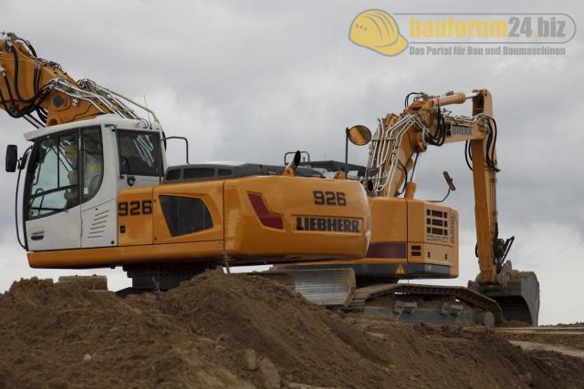 liebherr_feldtage_wyhl_2009_r926_03.jpg