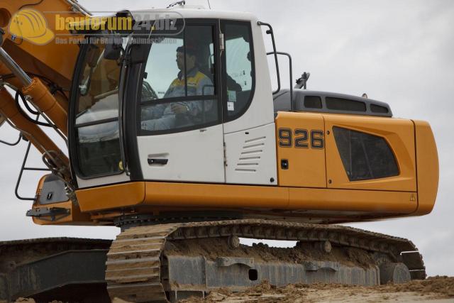 liebherr_feldtage_wyhl_2009_r926_07.jpg