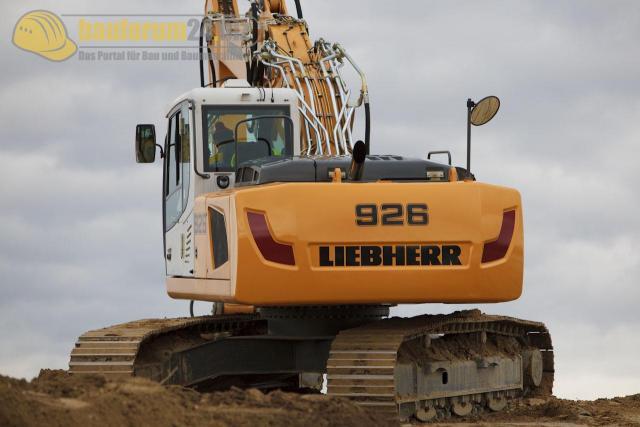 liebherr_feldtage_wyhl_2009_r926_08.jpg