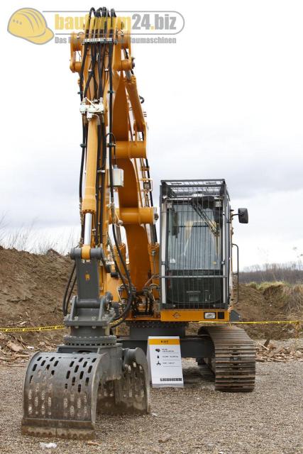 liebherr_feldtage_wyhl_2009_r317_01a.jpg