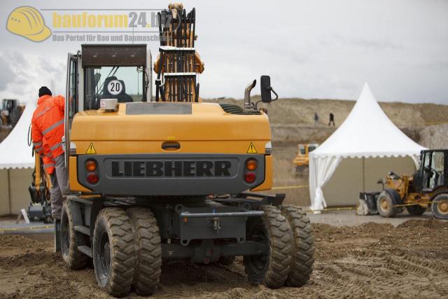 liebherr_feldtage_wyhl_2009_a314_03.jpg