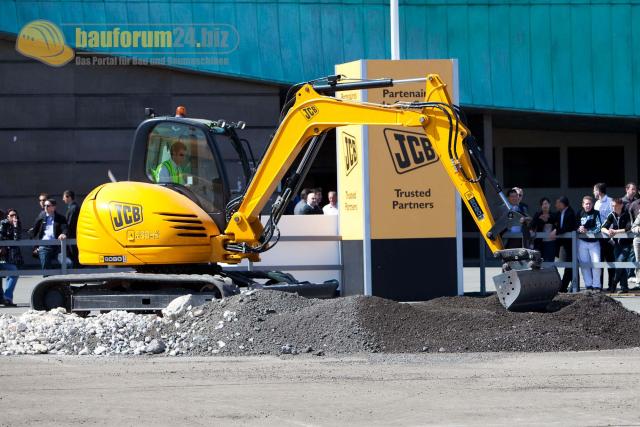 intermat_2009_jcb_11.jpg