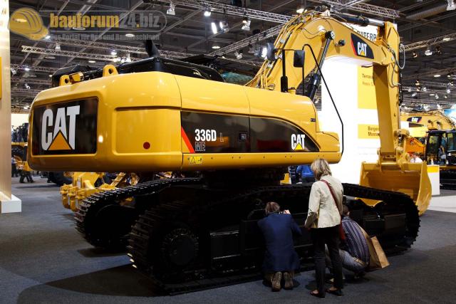 intermat_2009_caterpillar_004.jpg