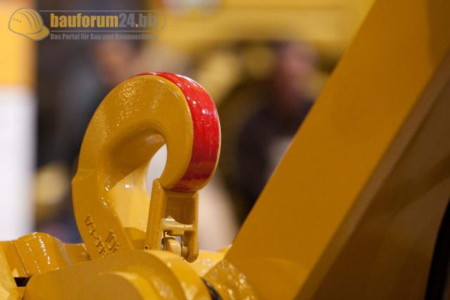 intermat_2009_caterpillar_11.jpg