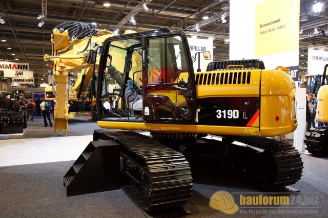 intermat_2009_caterpillar_018.jpg