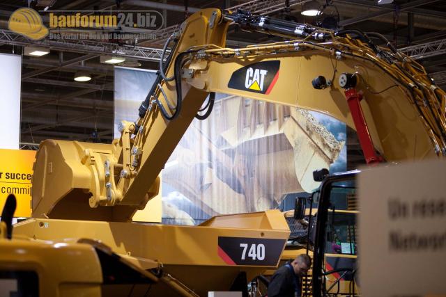 intermat_2009_caterpillar_023.jpg