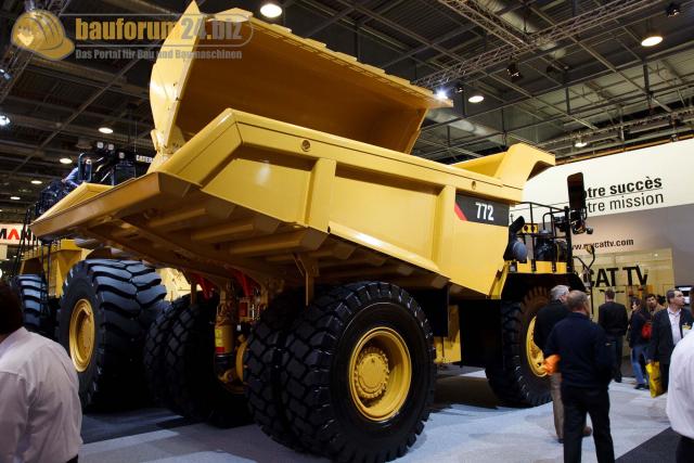 intermat_2009_caterpillar_031.jpg