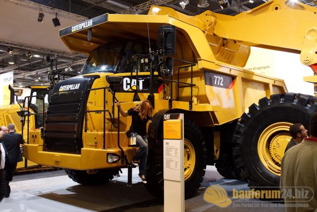 intermat_2009_caterpillar_037.jpg