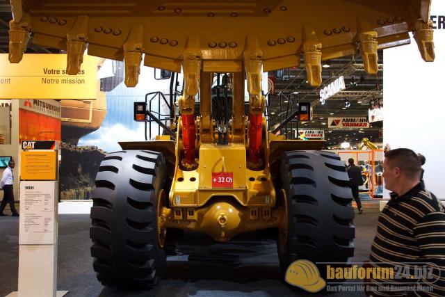 intermat_2009_caterpillar_042.jpg