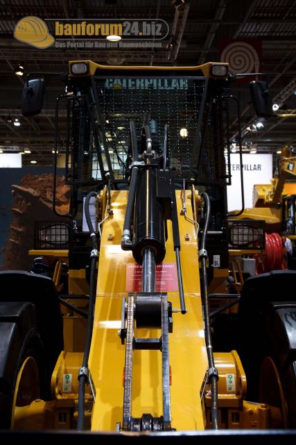 intermat_2009_caterpillar_049.jpg