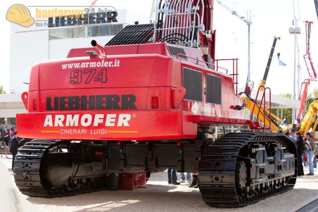 intermat_2009_liebherr_009.jpg