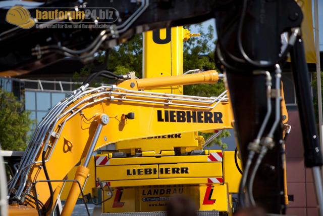 intermat_2009_liebherr_042.jpg