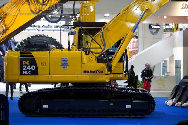 intermat_2009_komatsu_04.jpg