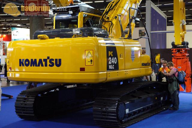 intermat_2009_komatsu_06.jpg