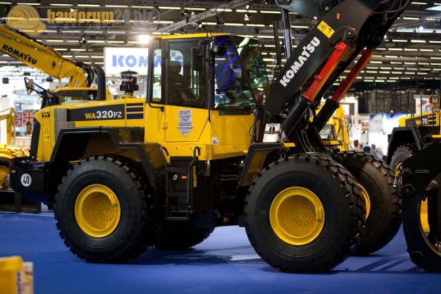 intermat_2009_komatsu_43.jpg