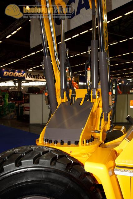 intermat_2009_mecalac_ahlmann_16.jpg