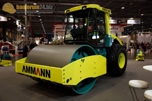 intermat_2009_ammann_yanmar_rammax_07.jpg