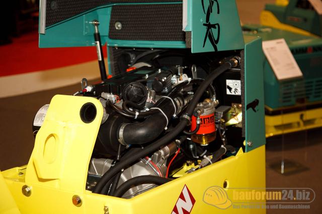 intermat_2009_ammann_yanmar_rammax_20.jpg