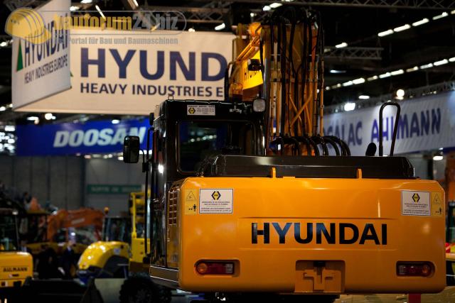 intermat_2009_hyundai_neu2_17c.jpg