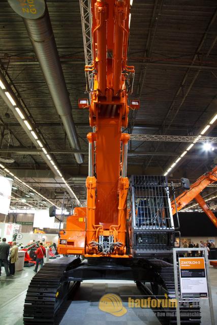 intermat_2009_hitachi_neu_10.jpg