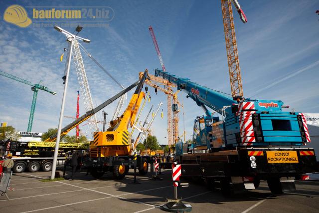 intermat_2009_grove_04.jpg