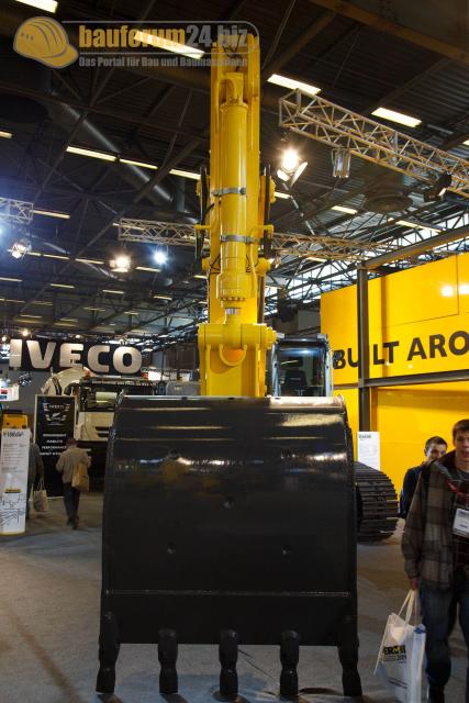 intermat_2009_new_holland_09.jpg