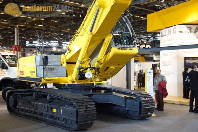 intermat_2009_new_holland_11.jpg