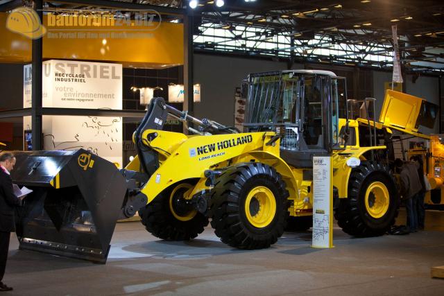 intermat_2009_new_holland_38a.jpg