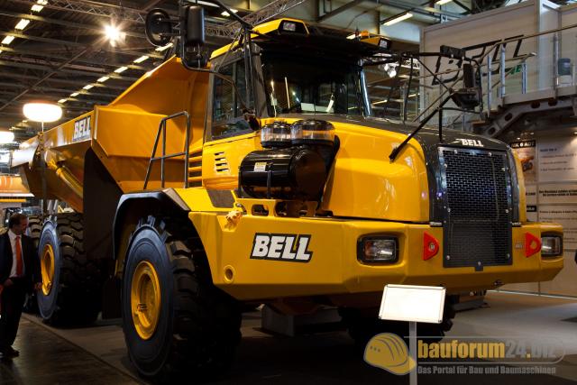 intermat_2009_bell_04.jpg