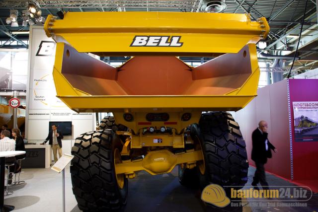 intermat_2009_bell_14.jpg