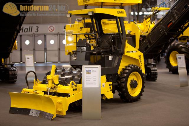 intermat_2009_bomag_fayat_12a.jpg