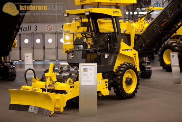 intermat_2009_bomag_fayat_12a.jpg