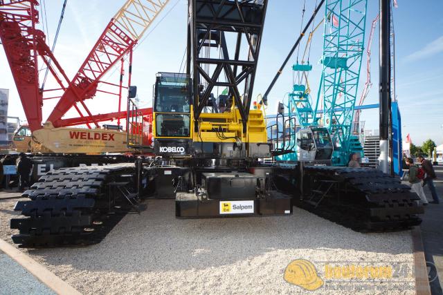 intermat_2009_kobelco_11.jpg