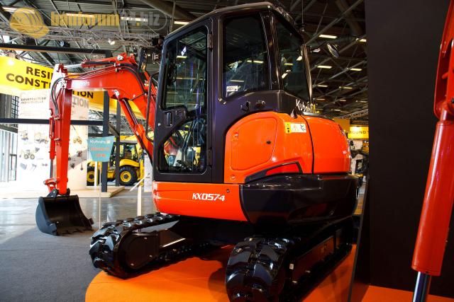 intermat_2009_kubota_04.jpg