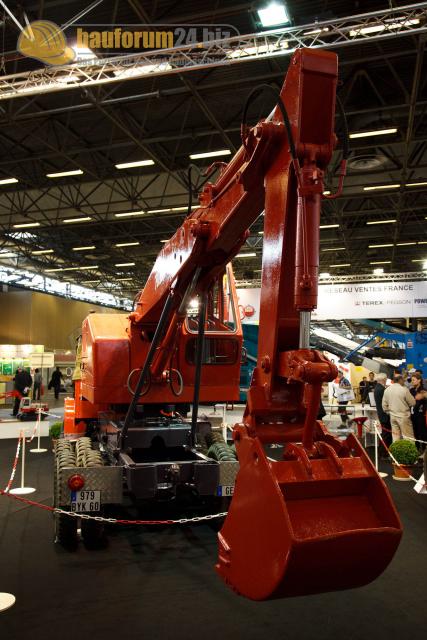 intermat_2009_poclain_05.jpg