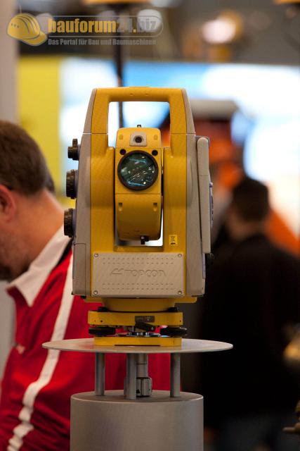 intermat_2009_topcon_07.jpg