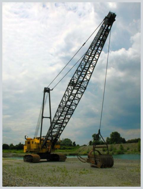 Dragline  gru Post-14275-1245617619_thumb