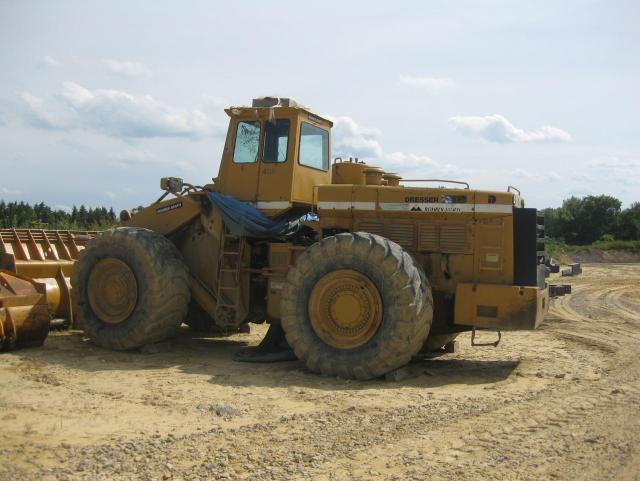 L'HOUGH PAYLOADER 560 Post-3365-1244998056_thumb