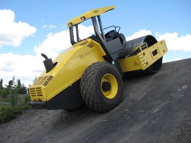 bomag_bw_216_d40.jpg